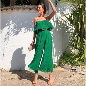 ZARA Green Pleated Wide Leg Jumpsuit Ruffle Spaghetti Straps Vacation Party Sz M